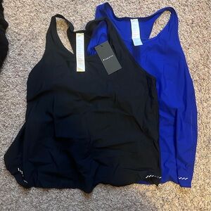 Fabletics Black and Blue tank tops set